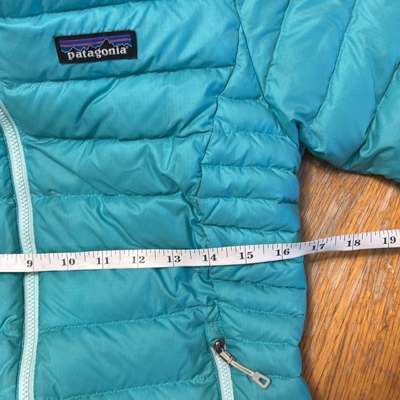 Patagonia Women's Down Sweater Hoody size XS - Picture 13 of 14